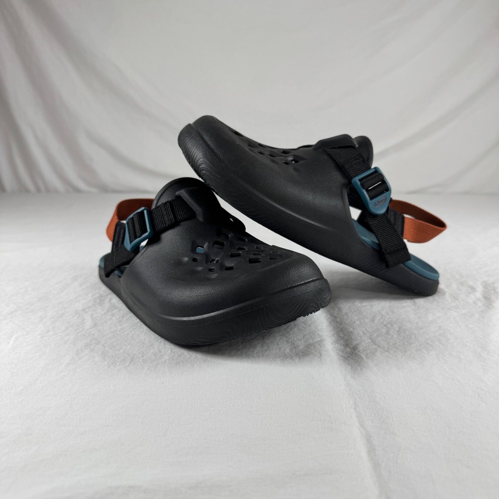 Chaco Kids' Size 4 Black Chillos Clogs JCH180360 Adjustable Straps Clogs